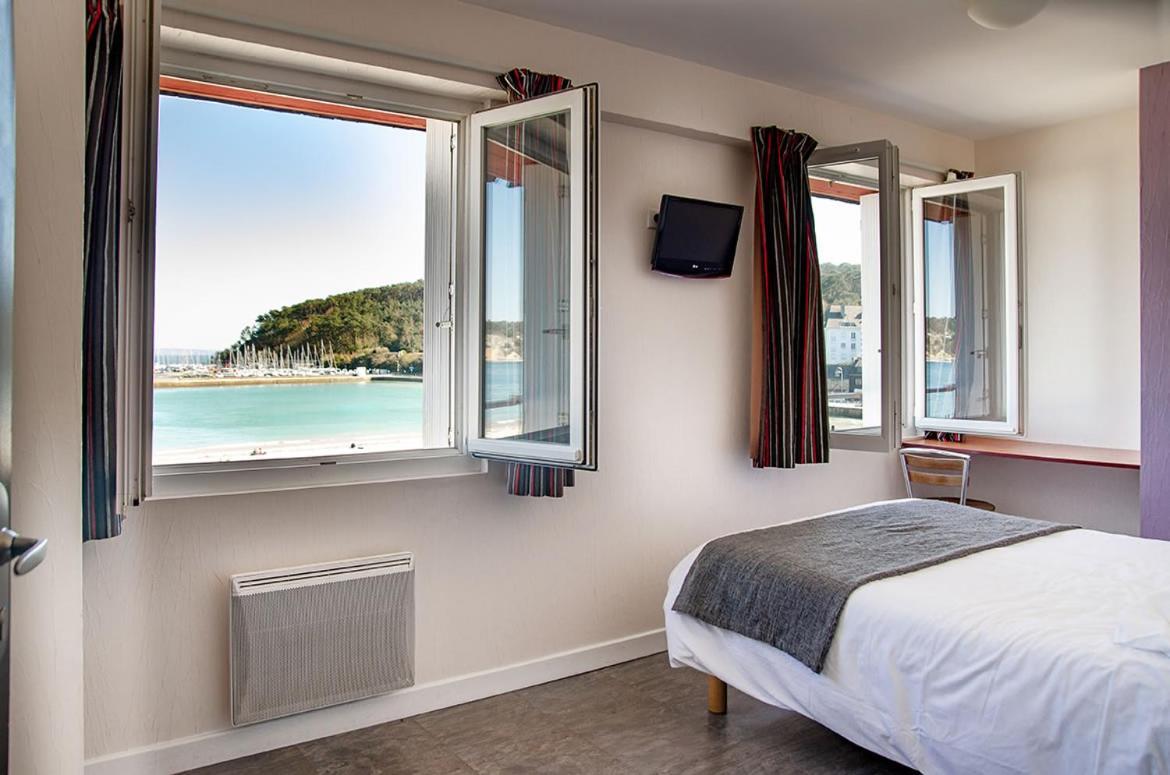 Hotel & Restaurant De La Plage Crozon Exterior photo
